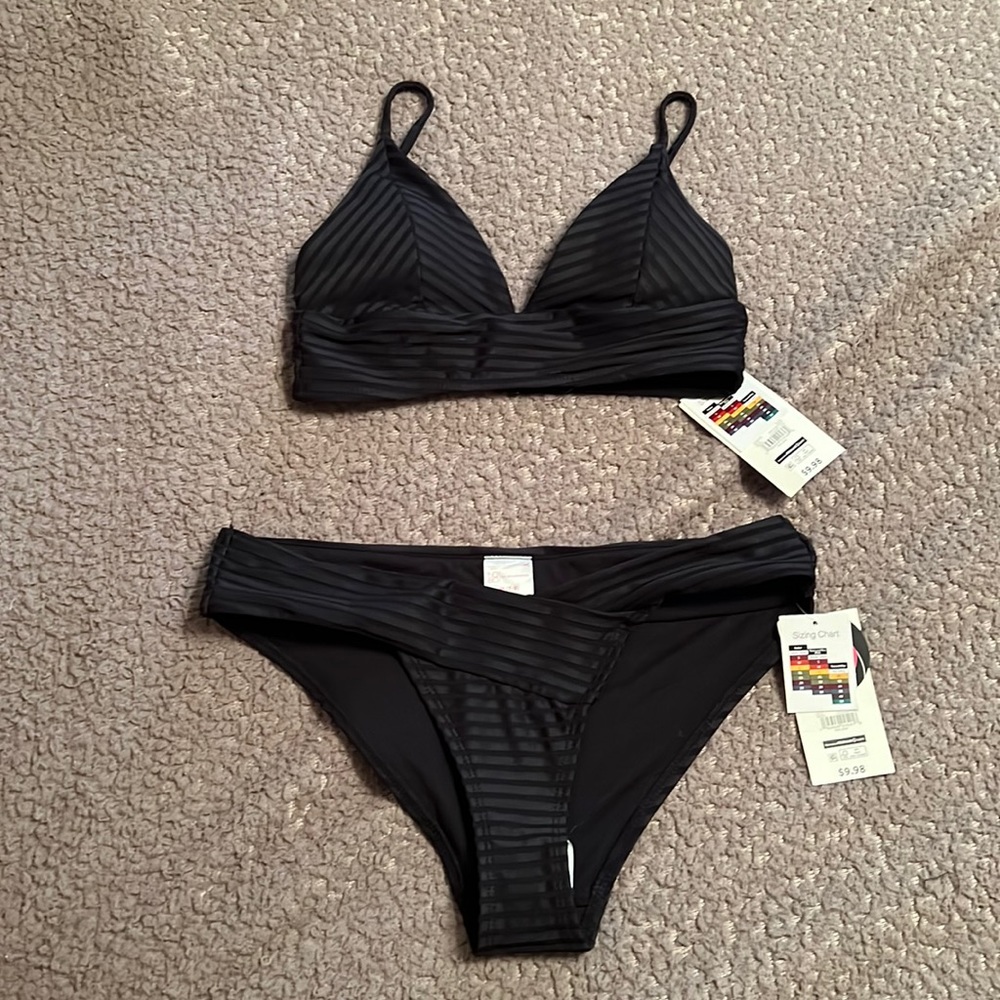NWT no boundaries black bathing suit. top is sm, bottoms are medium.